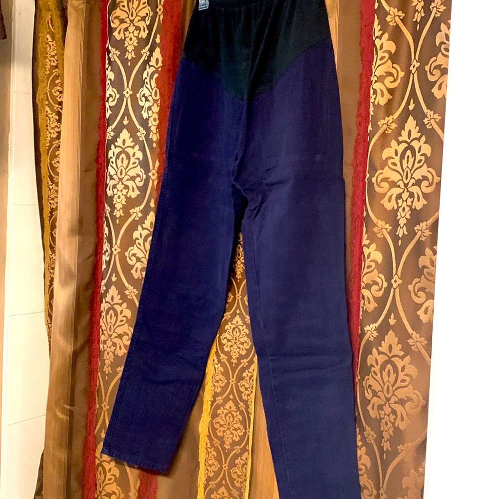 Maternity - Dark Navy Jeans / Small